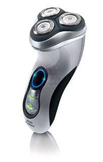 The Philips Norelco 7810XL Mens Shaving System features a stylish 