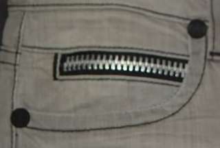 parallel line measure from left to right at the bottom of hem jean 